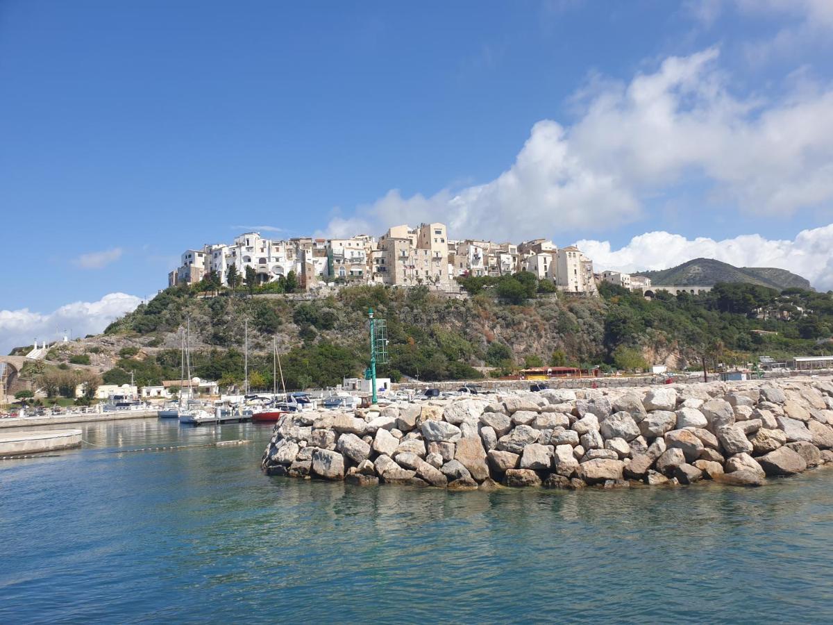 La Villa Fronte Spiaggia Bandiera Blu Sperlonga Buitenkant foto