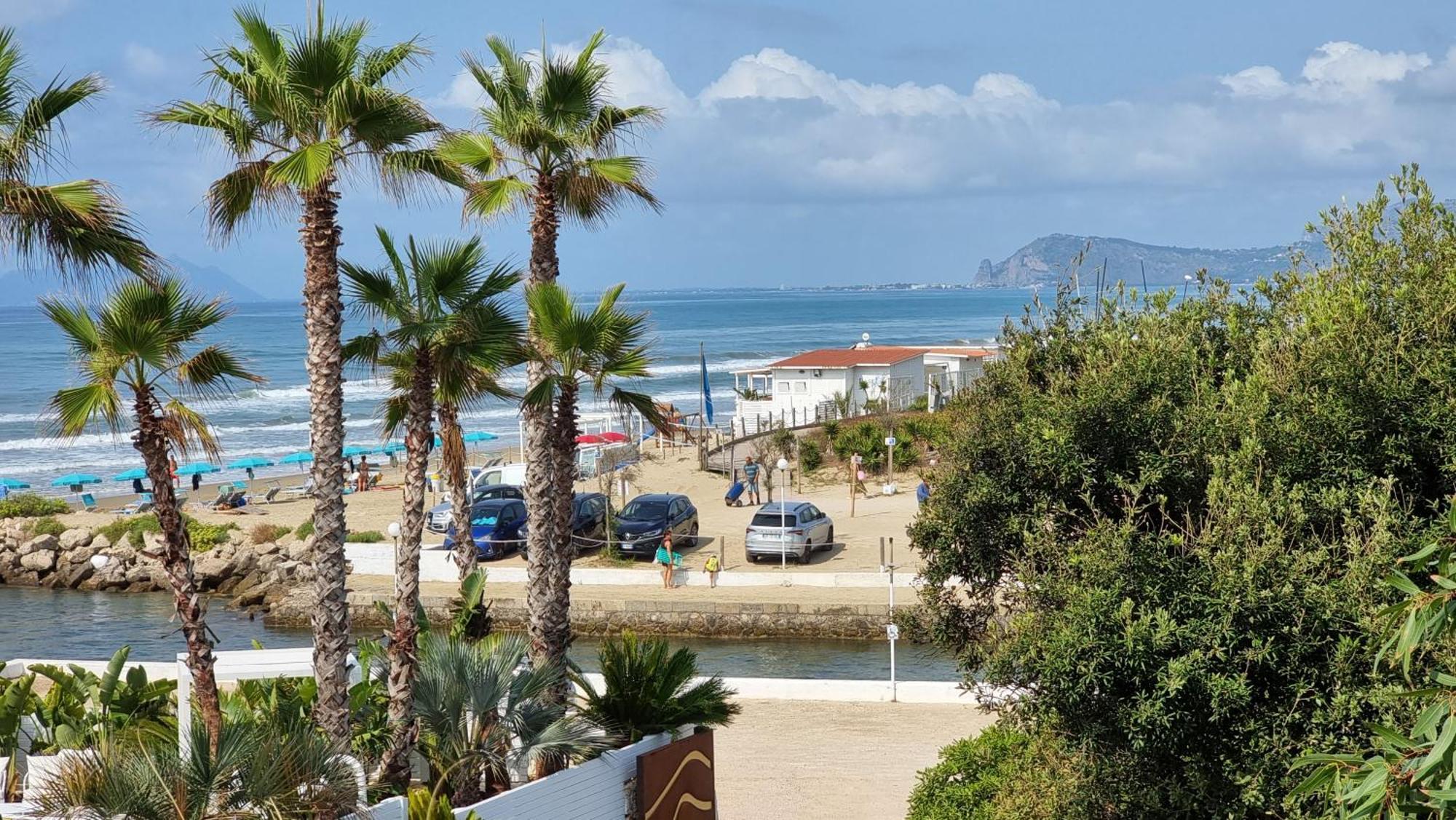 La Villa Fronte Spiaggia Bandiera Blu Sperlonga Buitenkant foto