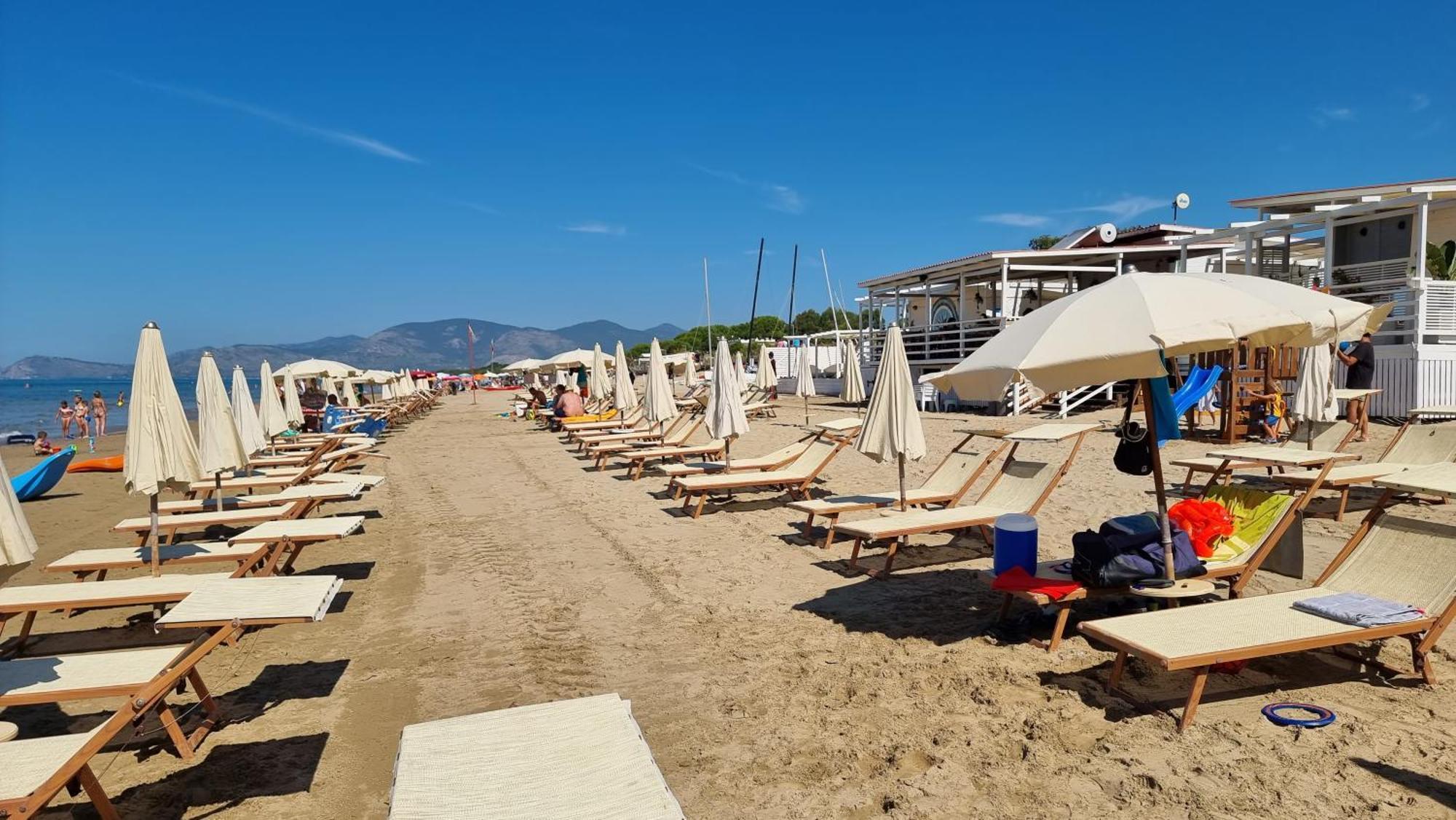 La Villa Fronte Spiaggia Bandiera Blu Sperlonga Buitenkant foto