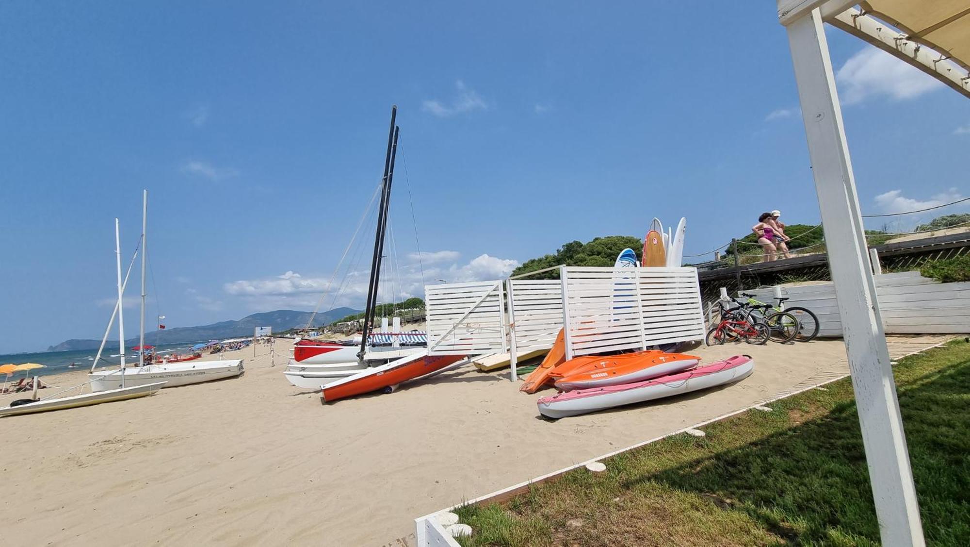 La Villa Fronte Spiaggia Bandiera Blu Sperlonga Buitenkant foto