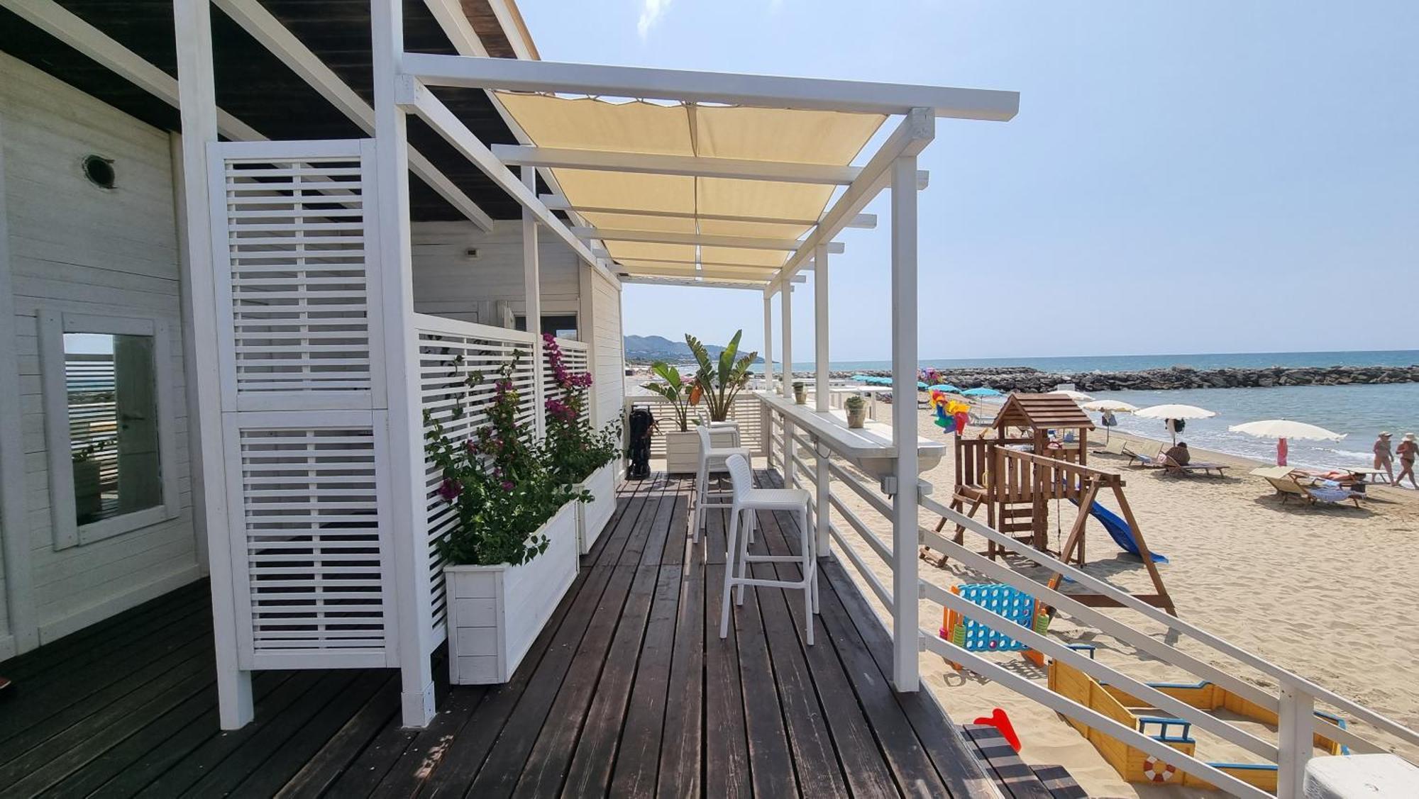 La Villa Fronte Spiaggia Bandiera Blu Sperlonga Buitenkant foto