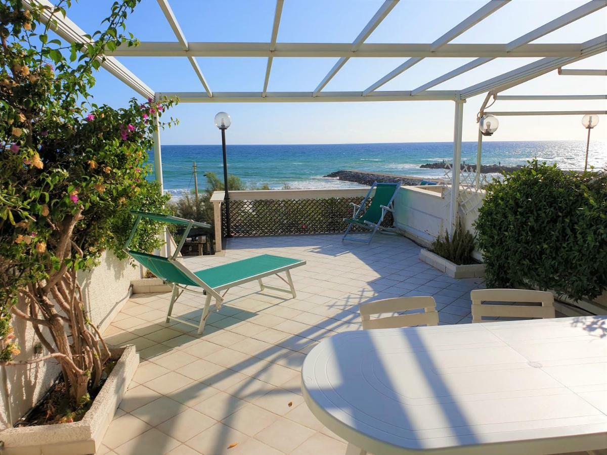 La Villa Fronte Spiaggia Bandiera Blu Sperlonga Buitenkant foto